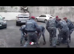 Задержан сын Юрия Хачатурова, перекрывший проспект Мясникяна