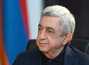 Փա´ռք նրանց, ովքեր դեռ նոր հաղթանակներով կերտելու են անկախ Հայրենիքի վաղվա օրը. Սարգսյան