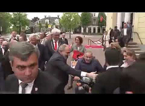 Пашинян поблагодарил армян нидерландского города Ассен за тёплый прием