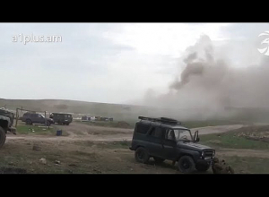 Հոկտեմբերի 5-ին հակառակորդը լայնածավալ հարձակում է իրականացնում. Մխիթարը զոհվում է հրթիռի հարվածից