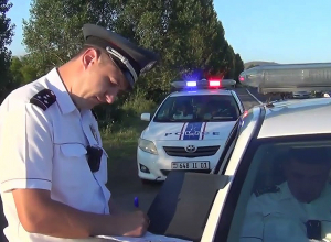 36 транспортных средств перемещены на особо охраняемую территорию