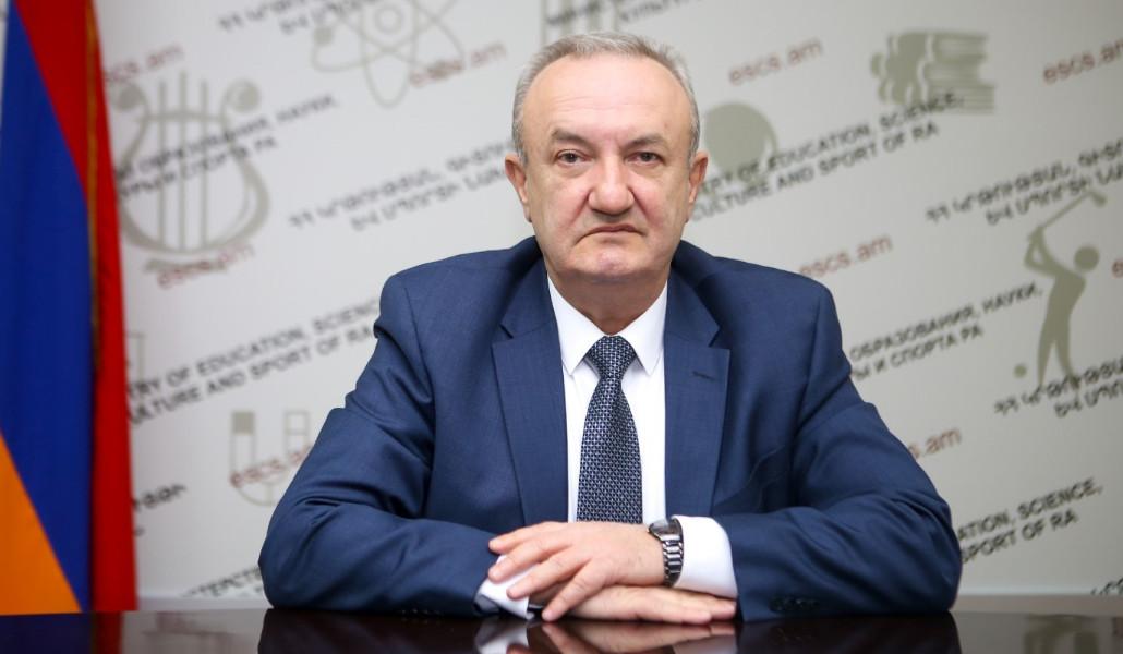 Վահրամ Դումանյան