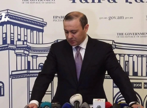 Брифинги членов Правительства: ПРЯМОЙ ЭФИР