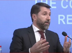 «Иностранных послов также подвергают притеснениям, по крайней мере, вербальным»: Карен Андреасян