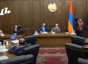 Վիճաբանություն՝ Անահիտ Ավանեսյանի, Արսեն Թորոսյանի և Ջանջուղազյանի միջև