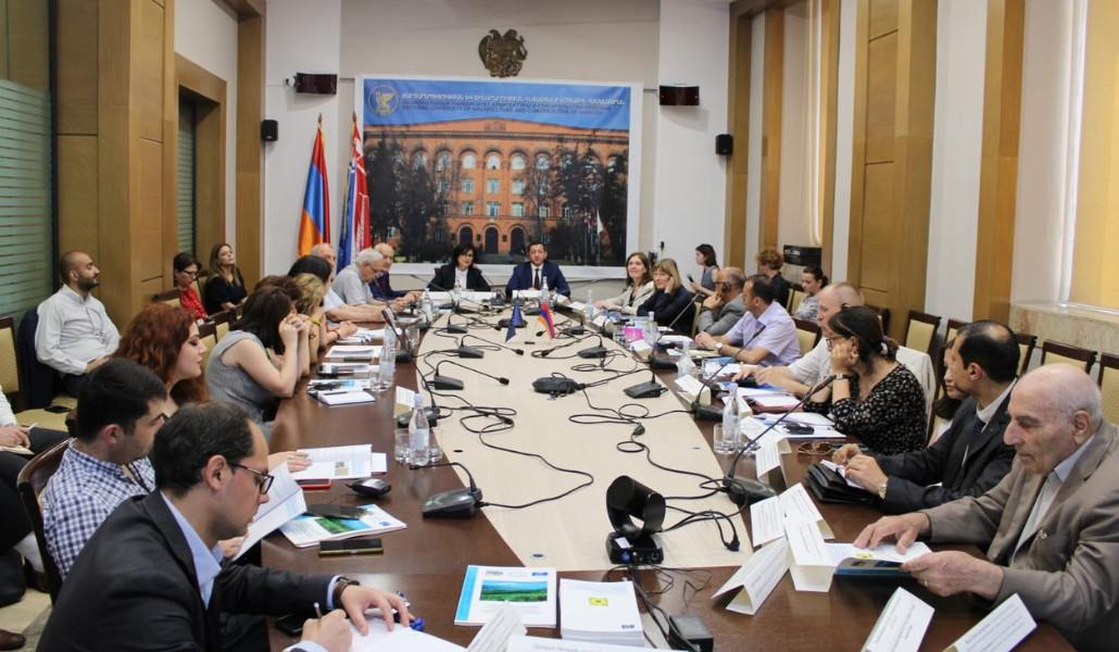 287962075_349213624018617_6703278372444055998_n