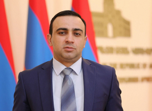 Տավուշի մարզից Ադրբեջանին տարածքները հանձնելու մասին Մայր Աթոռի հայտարարությունը սուտ է. Տարոն Չախոյան