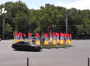 Площадь Франции без палаток