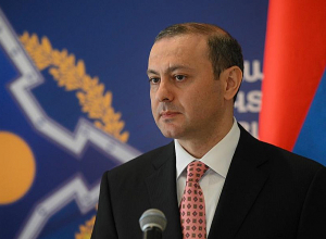 Արմեն Գրիգորյանը ՀԱԿՊ ԱԽ քարտուղարների կոմիտեի նիստում շեշտել է՝ Հայաստան, Ռուսաստան, Ադրբեջան եռակողմ հայտարարություններում չկա հիշատակում միջանցքների մասին