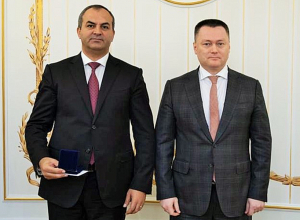Արթուր Դավթյանը պարգևատրվել է «ԱՊՀ երկրների պատվավոր դատախազ» կրծքանշանով