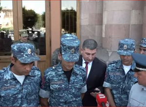 Гнел Саносян о Бердзоре и Агавно