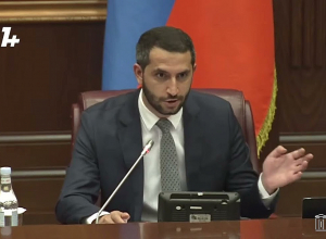 Предложение Рубена Рубиняна оппозиции