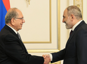 Премьер-министр принял представителей Армянской евангелической ассоциации Америки