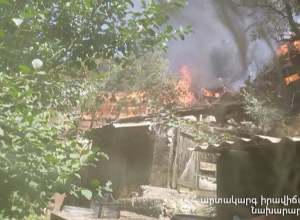 Հրդեհի ահազանգ Կապան քաղաքում. 1 քաղաքացի ծանր վիճակում հոսպիտալացվել է