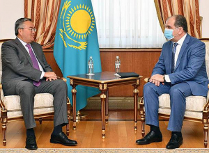 Посол РА в Казахстане и вице-премьер Казахстана обсудили вопросы расширения договорно-правового поля