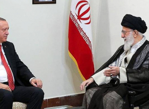 Духовный лидер Ирана предостерег Эрдогана от начала военной операции в Сирии