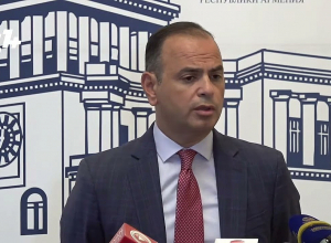 ԱԱԾ-ին պետք է հարցնեք․ պաշտոնապես չենք դիմել․Սինանյանը՝ Փափազյանին Հայաստան չթողնելու մասին