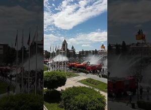 Գյումրիի հրապարակում տոնում են Վարդավառը