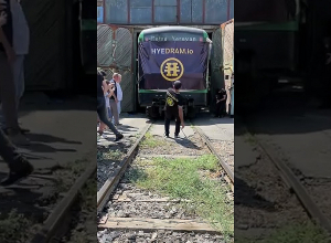 Սաքունցը ճկույթով տեղաշարժեց 70տոննա կշռող գնացքը