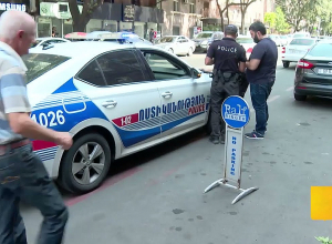 Փողոցներում տեղադրված կանգնակները հեռացվում են, տեղադրողները՝ տուգանվում․ Երևանի քաղաքապետարան