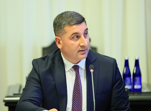 Սկսվել է երրորդ շերտի տեղադրման գործընթացը. Սանոսյանը՝ Տաթև-Աղվանի ճանհապարհի մասին