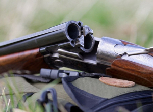 Անչափահասները ծնողներից թաքուն վերցրել են հրացան և պատահաբար կրակել մեկը մյուսին