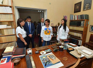 Աննա Հակոբյանն այցելել է Բյուրականի աստղադիտարան, արվեստի ակադեմիա