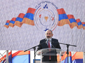 Փաշինյանը ներկա է գտնվել «ՀՀ վարչապետի գավաթ» լողի սիրողական մրցաշարի պարգևատրման արարողությանը