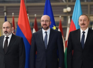 В преддверии встречи Пашиняна и Алиева Шарль Мишель провёл сегодня телефонные переговоры с обеими сторонами