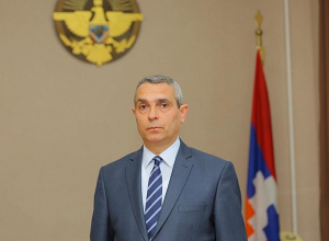 Եթե աշխարհն իրար է խառնվել, պարտավոր ենք անել այն, ինչը մեզնիցէ կախված․ Արցախի նախկին արտգործնախարար