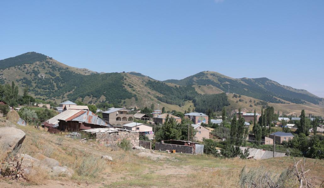 թեժասար