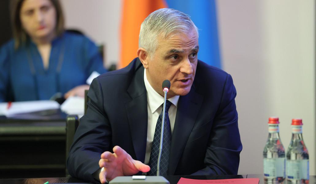 Մհեր Գրիգորյան