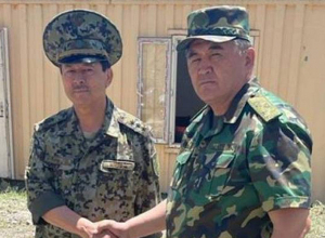 Киргизия и Таджикистан договорились прекратить огонь на границе