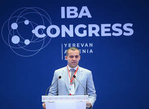 Ռուսաստանցի Ումար Կրեմլյովը Երևանում հաստատվեց IBA-ի նախագահի պաշտոնում