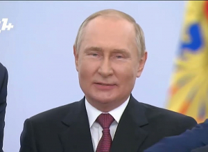 Путин после выступления: без комментариев
