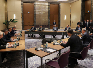 Началась трёхсторонняя встреча