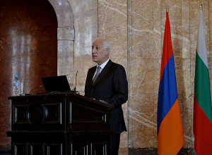 Վահագն Խաչատուրյանը Սոֆիայի Սուրբ Կլիմենտ Օխրիդսկի պետական համալսարանում հանդես է եկել դասախոսությամբ