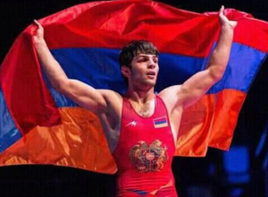 Վազգեն Թեվանյանը հաղթեց թուրք ըմբիշին ու դարձավ աշխարհի չեմպիոն