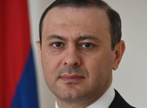 Армен Григорян отправится в Литву