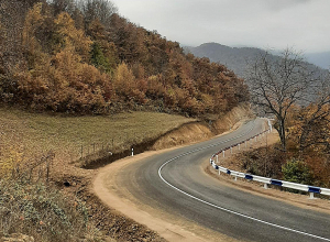 На территории РА есть труднопроходимые автодороги