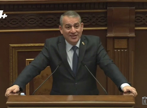 Военные больше не будут искать работу на стороне и станут профессионалами: депутат