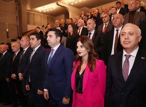 Официальный визит Председателя НС РА в Грузию начался с символического мероприятия