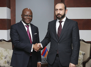 Հայաստանի և Բենինի ԱԳ նախարարները հանդիպել են