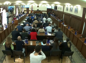 Ես քարտս չեմ բերել, գնա՞մ