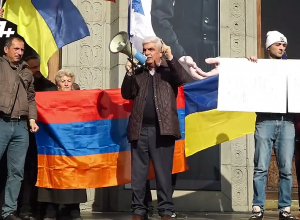 Не понимаю, почему Владимир Путин приезжает в Армению? Степан Григорян