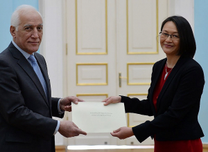 Новоназначенный посол Новой Зеландии в Армении вручила верительные грамоты президенту Ваагну Хачатуряну