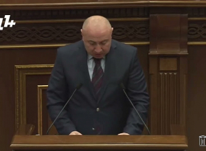 В Азербайджане военные учения, направленные против Армении и Ирана, а здесь праздничный фейерверк