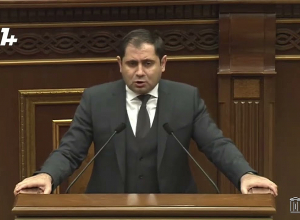 Папикян призвал тех, кто находится в войсках запаса взвесить, принять решение