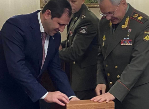 Папикян встретился с Шойгу