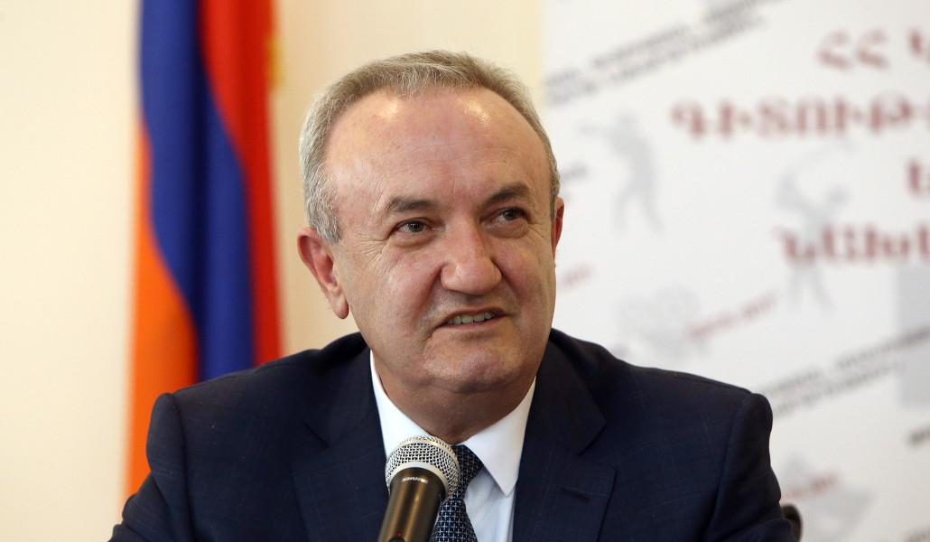 Վահրամ Դումանյան